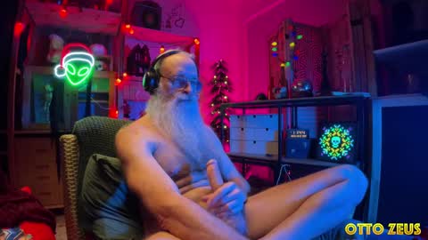 Otto Zeus online show from 26, 12, 2024
