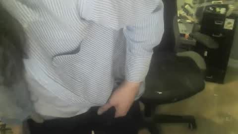 ouinnybis195625 online show from 26, 1, 2025