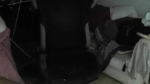 ouinnybis195625 online show from 10, 10, 2025