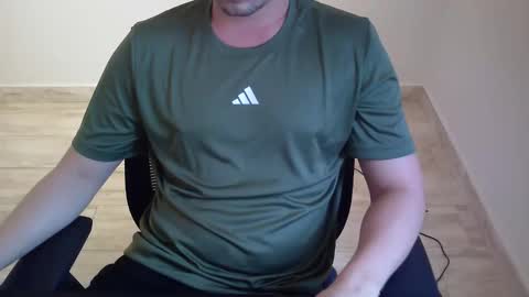 Snapshot of outroemail1807 chatting on 9, 2, 2026 outroemail1807 online show from 9, 2, 2026