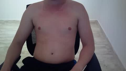 Snapshot of outroemail1807 chatting on 23, 3, 2026 outroemail1807 online show from 23, 3, 2026