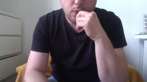Snapshot of ovid231 chatting on 19, 4, 2026 92 online show from 19, 4, 2026