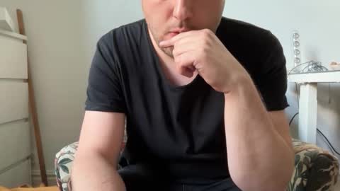 Snapshot of ovid231 chatting on 15, 5, 2026 92 online show from 15, 5, 2026