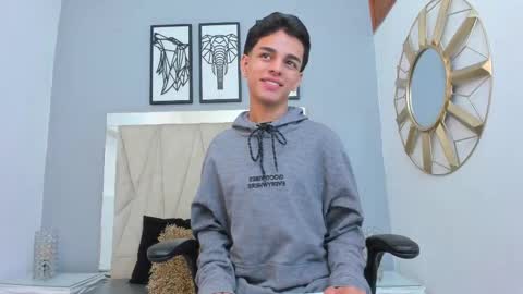 Snapshot of owen__johnson chatting on 12, 9, 2025 Owen Johnson online show from 12, 9, 2025