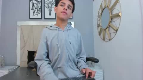 Snapshot of owen__johnson chatting on 19, 9, 2025 Owen Johnson online show from 19, 9, 2025