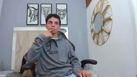 Snapshot of owen__johnson chatting on 3, 10, 2025 Owen Johnson online show from 3, 10, 2025
