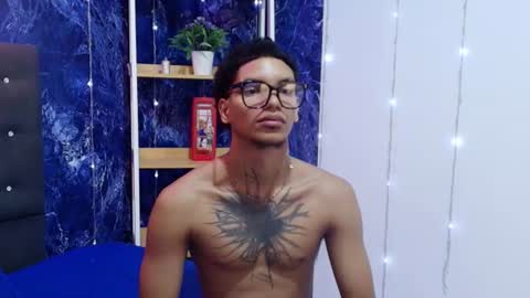 owen blaze online show from 30, 7, 2026