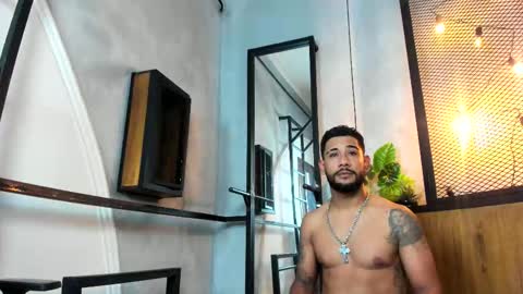 Owen Scott  online show from 5, 11, 2025