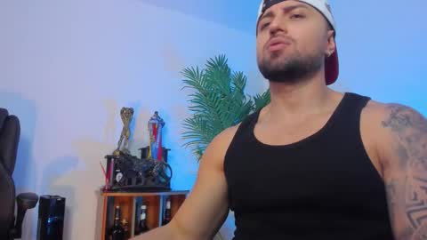 Maximus Owen online show from 24, 10, 2025