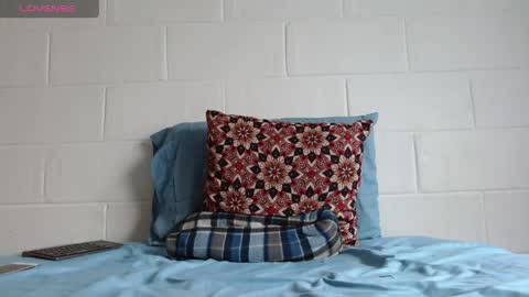 Jeannifer online show from 25, 4, 2026