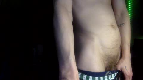 Snapshot of oystersbaby562 chatting on 7, 10, 2025 Frankie Oysters online show from 7, 10, 2025