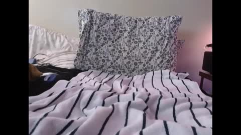 Snapshot of p_guin12345 chatting on 5, 3, 2025 p guin12345 online show from 5, 3, 2025