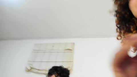 Snapshot of p_jhon chatting on 4, 12, 2025 P online show from 4, 12, 2025