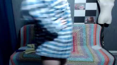 Ella online show from 29, 3, 2026