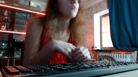 Snapshot of pa1e_pr1ncess chatting on 16, 5, 2026 Ella online show from 16, 5, 2026