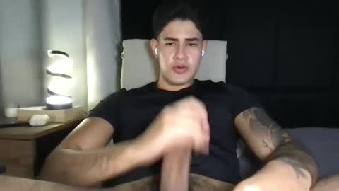 Snapshot of pablo_boston chatting on 10, 9, 2025 Javi online show from 10, 9, 2025