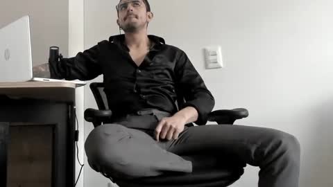 Snapshot of pablo_rincon95 chatting on 6, 1, 2025 pablo rincon95 online show from 6, 1, 2025