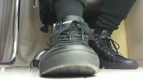 Snapshot of pablomenesssl chatting on 18, 1, 2025 Pablo Meness online show from 18, 1, 2025