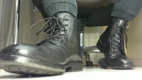 Snapshot of pablomenesssl chatting on 18, 1, 2025 Pablo Meness online show from 18, 1, 2025