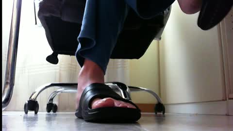 Snapshot of pablomenesssl chatting on 7, 3, 2025 Pablo Meness online show from 7, 3, 2025