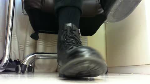 Snapshot of pablomenesssl chatting on 10, 3, 2025 Pablo Meness online show from 10, 3, 2025