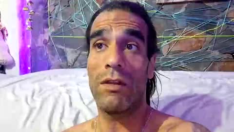 pablouyu online show from 18, 2, 2025