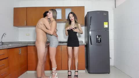 Snapshot of pacho_stormie chatting on 9, 1, 2025 Hanna 19 years Eva 19 years new girl Tyga 19 years myke19 years old online show from 9, 1, 2025