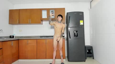 Snapshot of pacho_stormie chatting on 17, 1, 2025 Hanna 19 years Eva 19 years new girl Tyga 19 years myke19 years old online show from 17, 1, 2025