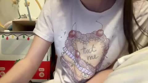 Snapshot of paisleysnowxo chatting on 6, 3, 2025 paisleysnowxo online show from 6, 3, 2025