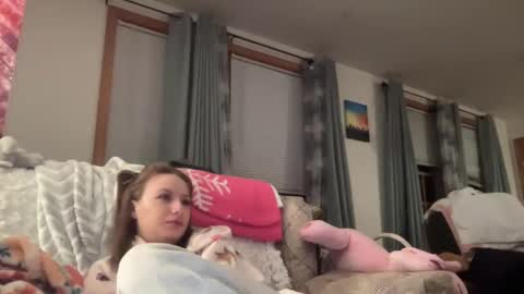 Snapshot of paisleysnowxo chatting on 3, 11, 2025 paisleysnowxo online show from 3, 11, 2025