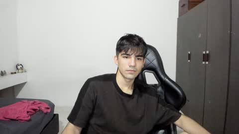 Snapshot of pakun_ chatting on 7, 1, 2025 pakun_ online show from 7, 1, 2025