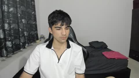 Snapshot of pakun_ chatting on 2, 3, 2025 pakun_ online show from 2, 3, 2025