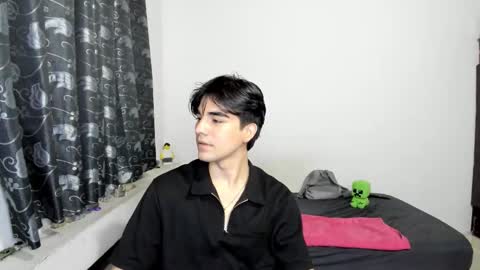Snapshot of pakun_ chatting on 10, 10, 2025 pakun_ online show from 10, 10, 2025