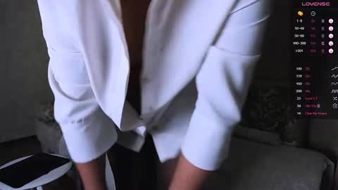 Polina online show from 28, 11, 2025