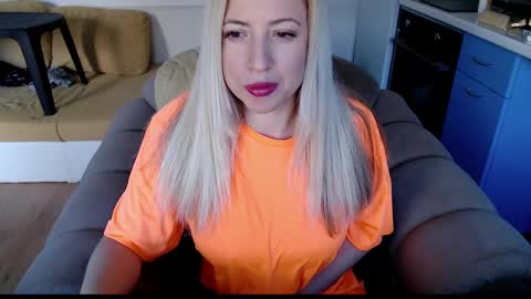 Snapshot of pam_fans chatting on 10, 2, 2025 BABE online show from 10, 2, 2025