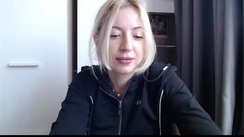 Snapshot of pam_fans chatting on 19, 9, 2025 BABE online show from 19, 9, 2025