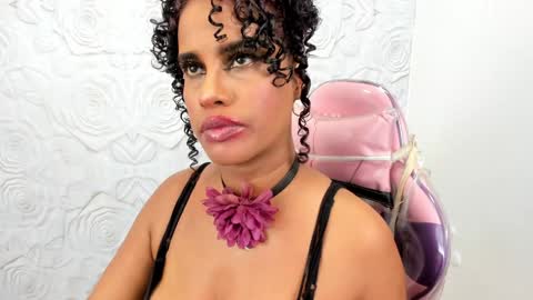 Snapshot of pamela_guzmaan_ chatting on 15, 1, 2025 PAMELA online show from 15, 1, 2025