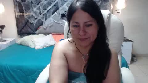 Snapshot of pamela_jones7 chatting on 10, 10, 2025 Pamela Jones online show from 10, 10, 2025