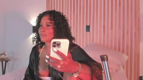 pamelamendez_1 online show from 17, 4, 2026