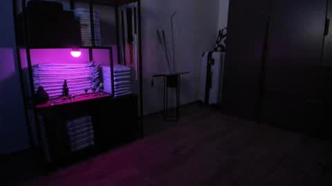 pampersandspanking online show from 17, 2, 2026