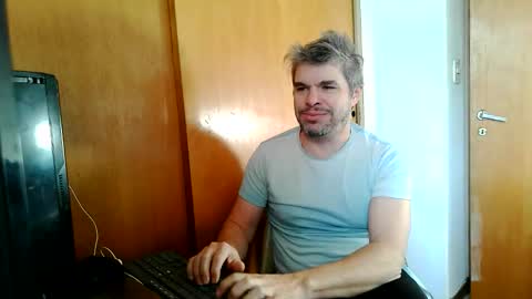 Snapshot of panchomadrid chatting on 21, 5, 2026 Pancho Madrid online show from 21, 5, 2026