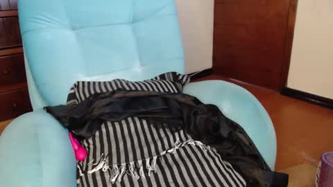 Snapshot of pandoragirlxxx chatting on 21, 3, 2026 Carolinesworldx online show from 21, 3, 2026