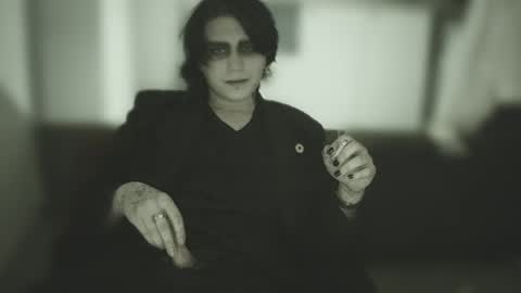 In bio online show from 15, 4, 2026