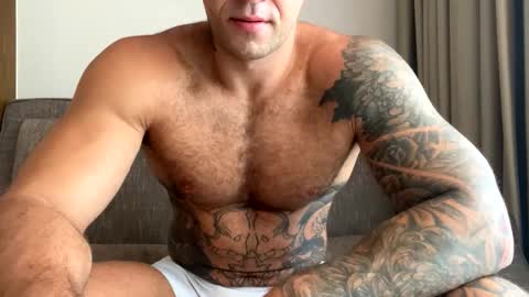 Snapshot of panther_style chatting on 19, 2, 2025 Oleg online show from 19, 2, 2025