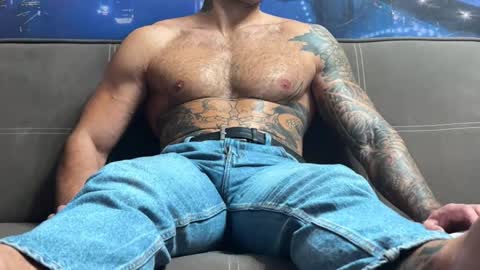 Snapshot of panther_style chatting on 20, 10, 2025 Oleg online show from 20, 10, 2025