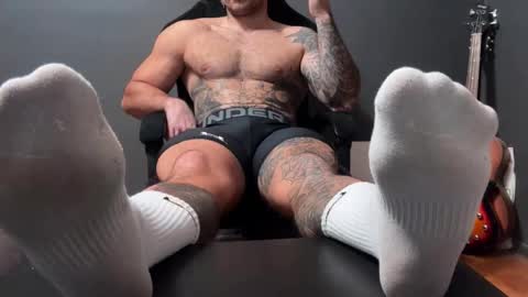 Snapshot of panther_style chatting on 25, 11, 2025 Oleg online show from 25, 11, 2025