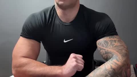 Snapshot of panther_style chatting on 2, 12, 2025 Oleg online show from 2, 12, 2025