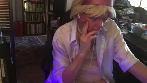 Pantyvioletlace online show from 1, 3, 2026