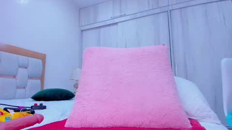 Snapshot of paolaa_rodriguez chatting on 23, 12, 2024 Paola online show from 23, 12, 2024