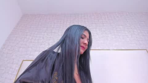 Snapshot of paolaa_rodriguez chatting on 21, 1, 2025 Paola online show from 21, 1, 2025